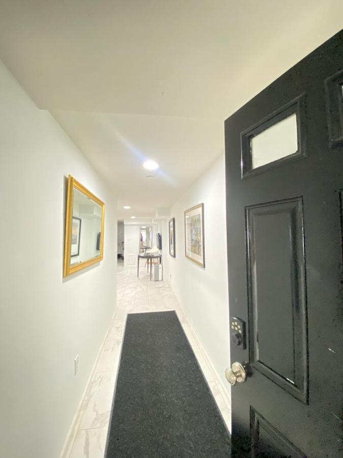 Lovely Remodeled 2Bdrm Basement Home Washington Esterno foto