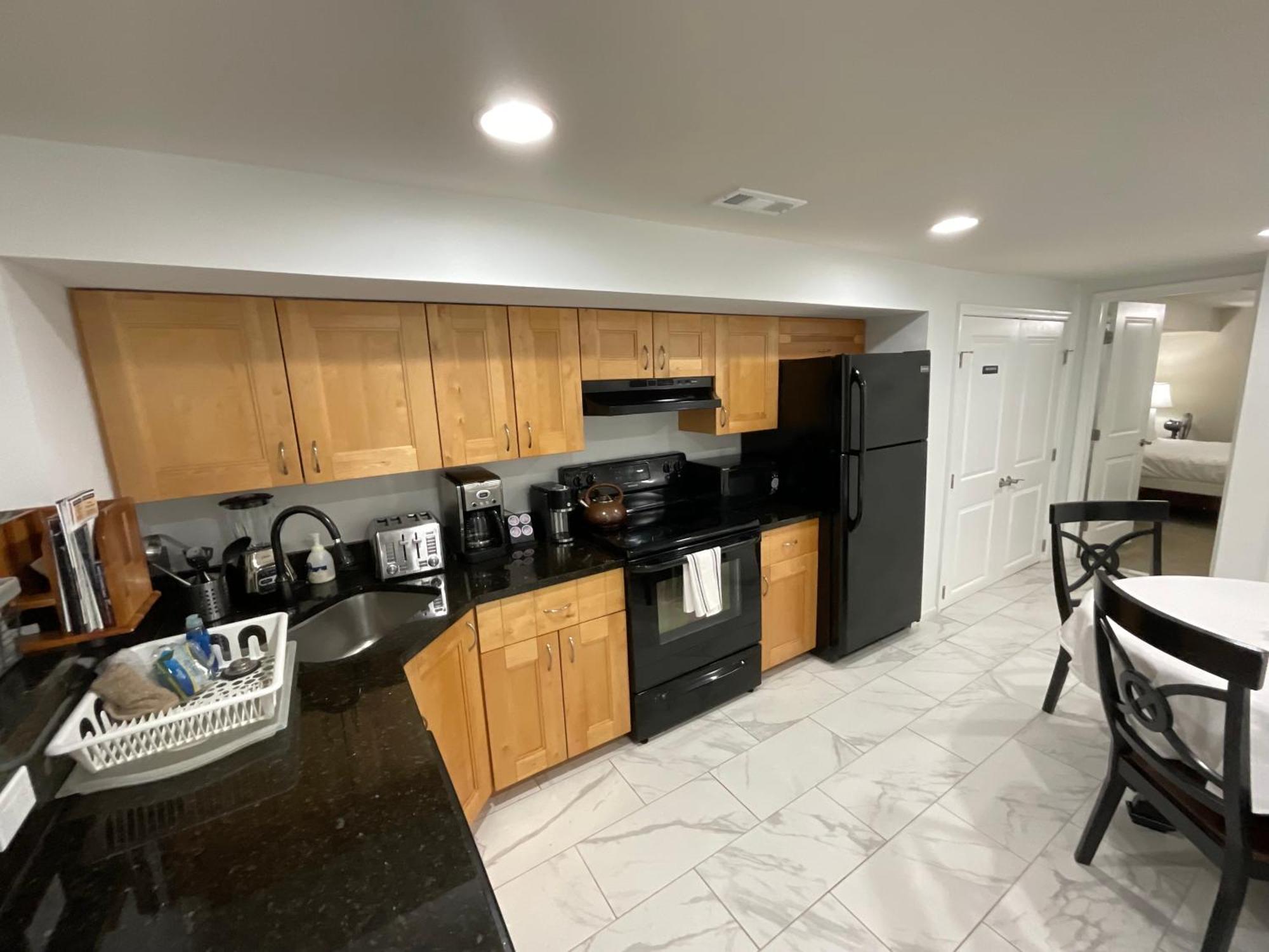 Lovely Remodeled 2Bdrm Basement Home Washington Esterno foto